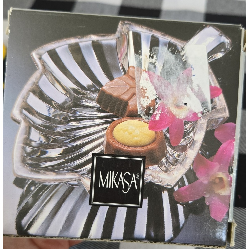 New Mikasa  Diamond Fire Leaf Candy Dish Japan For Trinkets Jewelry Soaps Candle